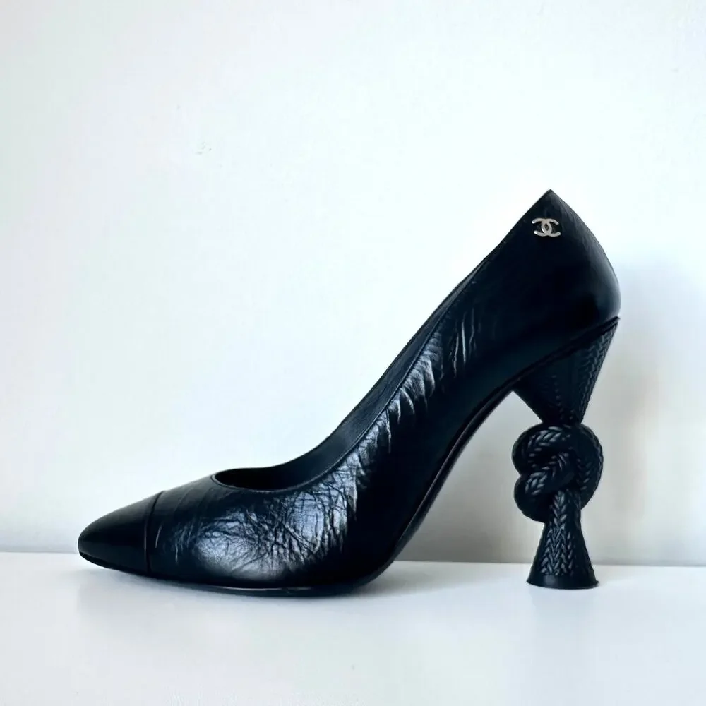 CHANEL 2014 CC Logo Cap Toe Knot Heel Pumps IT 37.5 Black